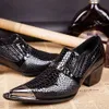 Luxe Heren Bedrijfsvrije Tijd Zwarte Jurk Schoenen Designer Metal Teen Charm Crocodile Pattern Lederen Schoenen voor Mens Vijpt 38-46