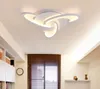 Lampadari moderni a soffitto a LED montati su superficie per soggiorno camera da letto Lampadari bianchi / neri Lampade con paralume in acrilico Illuminazione