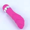 新しい到着6スタイルの強力なバラ赤の振動G-Spotのバイブレーターのマッサージャーディルドの雰囲気のセックスのおもちゃの女性の多速度