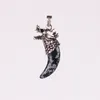 Naturliga Rutilerade Quartz Mixed Gems Stones Claw Paw Tibetan Silver Carved Jade Dragon Head Pendant Pärlor för dina egna smycken design 10st