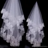 Brautschleier Charming Günstige Mädchen Hochzeit Brautaccessoires Schleier für Hochzeit Spitze Weiß Elfenbein Farbe Heißer Verkauf Charmant