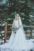 A linha de vestidos de casamento longo modesto com mangas frisado Lace apliques Jewel Neck Sash vestidos de noiva de inverno do país vestido de casamento nupcial barato