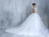 Abito da ballo vintage Abiti da sposa maniche lunghe Sweetheart Pizzo Dubai Tony Chaaya Abiti da sposa senza schienale floreale 3D Corte dei treni Plus Size