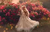 Renkli Altın Aplike Çiçek Kız Elbise Jewel Boyun Kısa Kollu Sheer Geri Çiçek Kız Elbise Düğün İçin Kabarık OrganzeDoğum Günü Elbise