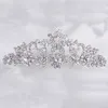 Goedkoop, maar van hoge kwaliteit Silver Rhinestone Butterfly Pageant Tiara Kroon bruids-haaraccessoires Partij van de Koningin Hoofddeksels gratis verzending