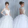 Vintage Ball Gown Long Sleeves Wedding Dresses Sweetheart Lace Dubai Tony Chaaya 3D Floral Backless Bridal Gowns Court Train Plus Size