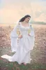 Kleider Fantasy Fairy mittelalterliches Hochzeitskleid Schnürung aus der Schulter Langschläre Hof Zug Voller Spitze Brautkleider High Qual