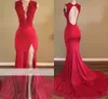 Robes de bal rouge sirène 2020 Sexy col en V profond haut fendu robe de soirée formelle dos ouvert cristal robes de bal nouveauté