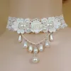 Vintage Fashion Lace Choker Faux Pearl Smycken Halsband för Bridal Boho Handgjorda Justerbara Bröllop Tillbehör Partihandel