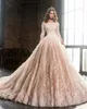 Abiti da sposa a-line champagne Maniche lunghe a pipistrello con applicazioni di pizzo Abiti da sposa Increspature a strati Abiti da sposa su misura Treno lungo