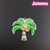 Spilla con spilla a forma di palma da cocco verde, ciondolo a forma di palma con strass smaltato - collane robuste - 42 mm x 45 mm