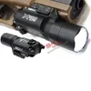 Тактический фонарь SF X300 Ultra LED Gun Light X300U подходит для пистолетов с планками Пикатинни или универсальными направляющими для прицела черного цвета