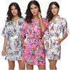 Femmes fleur Satin courte Kimono Robe demoiselle d'honneur en soie comme imprimé fleuri peignoir dame chemise de nuit ample vêtements de nuit Robe de chambre