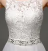 2017 robes de mariée manches débardeur une ligne dentelle perles ceinture pas cher en stock robes de mariée 24236