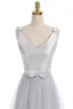 REAL 2021 Silver Junior Bridesmaid Dresses V Neck Sleeveless A Line Golvlängd Lång tyll med Bow billiga brudtärklänningar8598066