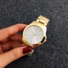 Femmes Quartz Watch en acier inoxydable Luxury Lady Wristwatch Classic Simple Design High Quality Watches Whole 1222734