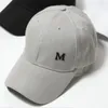 2017 I nuovissimi berretti da baseball modello M Charater Unisex Snapback Hip Hop Hat 8 colori disponibili
