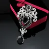 Uppdatera Diamond Crystal Water Drop Crown Brosches Pins Corsage Scarf Clips for Women Brosch Wedding Jewelry