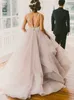 Blush Tulle Abiti da ballo di classe Abiti da sposa In rilievo Pizzo Backless A strati Ruffles Abiti da sposa Economici Plus Size Abito da sposa s