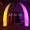 Cono inflable de curva de iluminación RGB colorido atractivo para evento de boda en Francia viene con soplador de base y control remoto