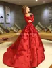 Robes de soirée rouge luxe Myriam Fares col haut Halter manches longues Appliques perlées Satin Ball robe robes de célébrité Robes formelles de bal