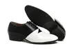 العلامة التجارية الجديدة وسيم الرجال الجلود الشقق أكسفورد أحذية الرجال أحذية الزفاف الأبيض أشار تو اللباس الأعمال الذكور الأحذية