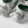 Socken-Knöchelart und weise reizende Baumwollsüßigkeitfarbe unsichtbarer Antibeleg Silikon für Damenmädchenfrauen 20-24.5cm freie Größe