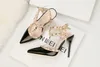 Fetiş yüksek topuklu kadın tasarımcı ayakkabı patent deri bayanlar düğün ayakkabı İtalyan marka perçinler gladyatör sandalet seksi sevgililer ayakkabı pompalar
