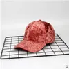 Nouvelle mode casquettes de balle en daim pour hommes femmes chapeaux légers incurvés populaire Hiphop Style coréen casquette de Sport Cap4509863