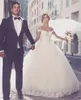 2017 Romantic Vestios De Noiva Ball Gown Wedding Dresses Princess Off Shoulders Cap Sleeves Lace Appliques Backless Bridal Gowns