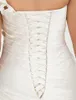 Nouveau Romantique A-ligne Robe De Mariée Classique Intemporel Vintage Inspiré Chapelle Train Une Épaule Satin avec Criss-Cross Drapé Fleur