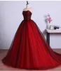 Abiti da sposa gotica nera rossi vintage a cavallo innamorato di tulle in pizzo corsetto degli anni '50 abiti da sposa colorati da sposa non bianco Robe de Mariee 319i