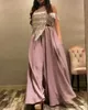 2017 Prom Dresses Rusty Pink Fairy Floor Length Party Dresses With Off Axla Blingbling Pärlad Tasseled Cape och avtagbar Blac8965678