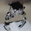 Victoria Wieck Vintage Jewelry Round 10kt 화이트 골드 가득한 검은 사파이어 보석 시뮬레이션 다이아몬드 웨딩 여성 밴드 Skull RI191V