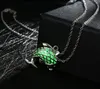 3色ヨーロッパスタイルの明るい石のペンダントネックレス卸売の卸売の輝き女性のためのダークネックレスのためのマーメイドのデザイン発光宝石の宝石類