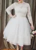 Plus Size Abiti da sposa corti Stile vintage A-Line Scollo rotondo 3/4 Manica lunga Pizzo Lunghezza tè Abiti da sposa s Custom 296W