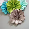 Fiore di tessuto satinato a colore puro da 100 pcslot 5 cm per fasce per la testa Fiori poligonali a nastro fai -da -da -te Accessorio per capelli da bambino 7292394568924