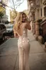 Berta 2019 Sheath Illusion Brautkleider, rückenfrei, tiefer Ausschnitt, 3D-Blumenapplikationen, Perlen, Brautkleider, maßgeschneidertes Hochzeitskleid