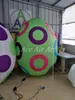 Oeufs gonflables géants de 2.2m H, décorations d'événements, moins chères, avec annulation colorée et support de base, ventilateur intégré