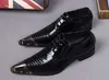 Christia Bella Mode Italienische Männer Halbschuhe Schuhe Aus Echtem Leder Business Männer Kleid Schuhe Schwarz Hochzeit Männer Formelle Schuhe Brogues