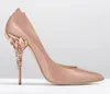 Kvinnor Solid Eden Heel Pump Super Sexy Women Wedding Shoes utsmyckade Filigree Leaf Point Toe Haute Couture Shoes239h