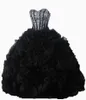 słodkie 16 czarnych sukienek