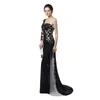 Unikalny projekt Sheer Illusion Mermaid Evening Sukienki 2019 Nude Black Cequines Applique One Long Rleeves Celebrity Prom Solens9306955