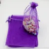 100 pezzi viola con sacchetti di gioielli in organza con coulisse 7x9 cm ecc. Sacchetti regalo per bomboniere natalizie per feste di matrimonio2625