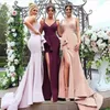 Sirène Split Side Bridesmaids Robes V Neck Peplum Long Wedding Guest Robe Sweep Train bon marché de femme de chambre bon marché 407