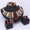 Złotna kryształowa biżuteria dla kobiet koraliki Kolczyki Naszyjniki Pierścienie Bangle Zestawy kostiumowe