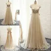 V Neck Wedding Guest Sukienki wdzięku Tulle Sweep Pociąg Druhna Suknie Koronkowe Aplikacje Zroszony Sash Wedding Party Suknie Druhna Dress