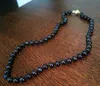 Natürliche 7–8 mm schwarze Akoya-Perlenkette, 17 Zoll, 14-karätiger Goldverschluss