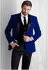 2016 Novo Projetado Royal Azul Velvet Noivo TuxeDos Groommens Suits / Personalizado Um Botão Groom Fatos de Casamento para Mens / Bestman's Wedding Ternits