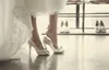 Elegante e bella moda in pizzo e pelle di pecora, stile semplice, tacco alto 10 cm, scarpe da sposa da sposa
